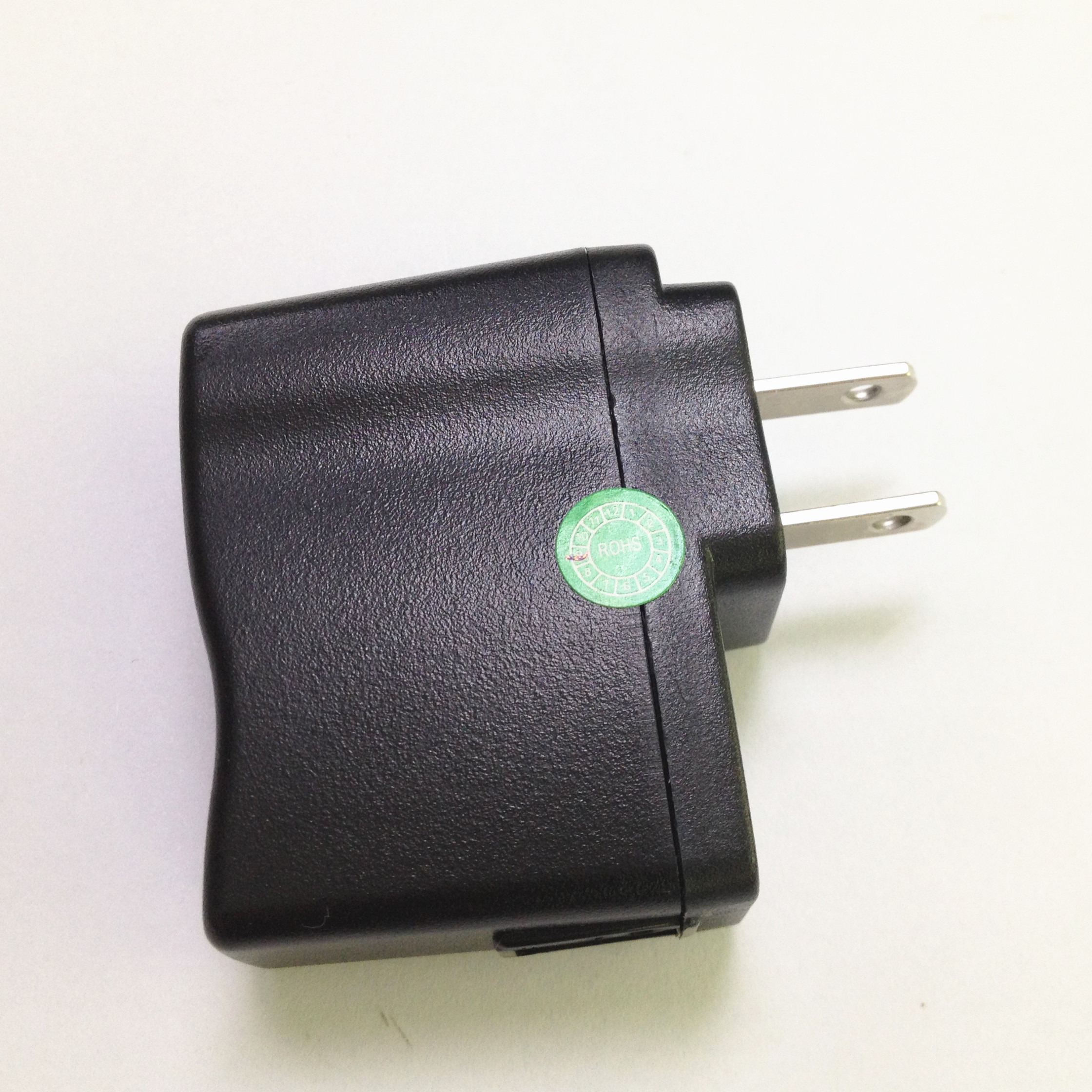 MP3 / LED Işık Şarj için USB Duvara Montaj 5W 5V DC 1A Güç Adaptörü