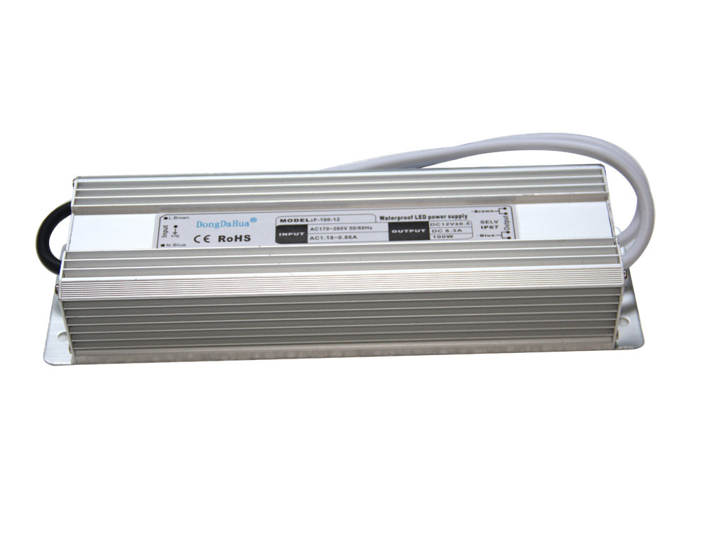 Düşük Gürültülü 8.5A Sabit 12V DC Suya Dayanıklı LED Sürücü 100W, IP68 LED Güç Kaynağı