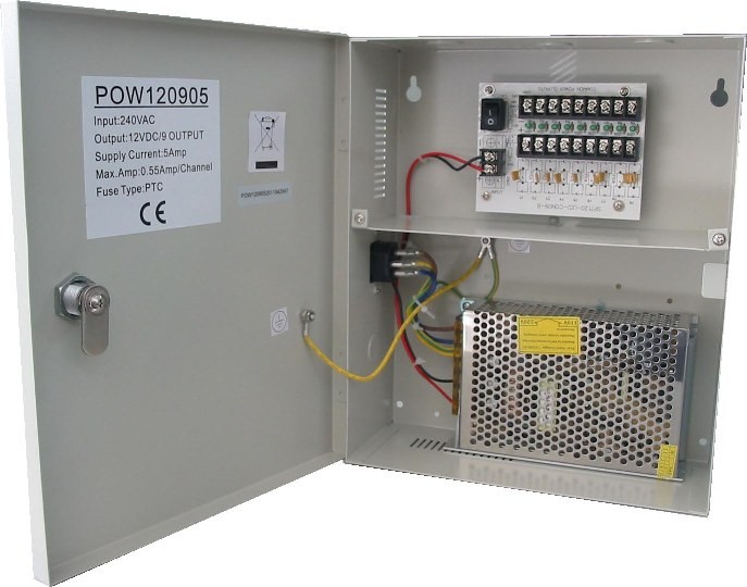 Anahtarlı 12VDC 5A 100-240VAC 50-60Hz CCTV kamera güç kaynağı