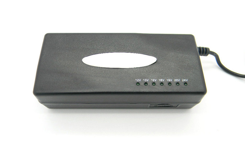 Değiştirilebilir 24Vdc AC&amp;#39;den DC&amp;#39;ye Güç Adaptörü Çiftli USB 90W LED ışıklarla