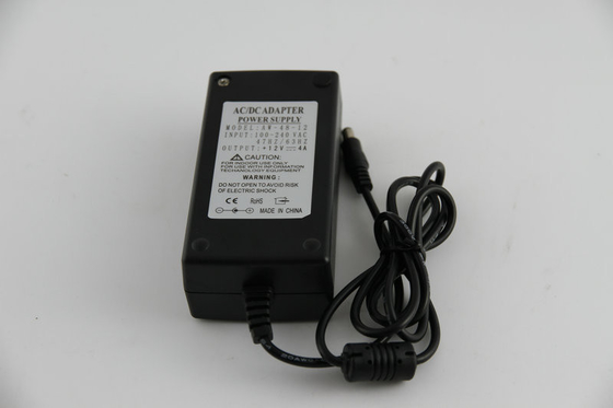 Kararlı 48W Ayarlı Anahtarlama AC DC Güç Adaptörü 12V DC 50Hz EMI Filtresi ile