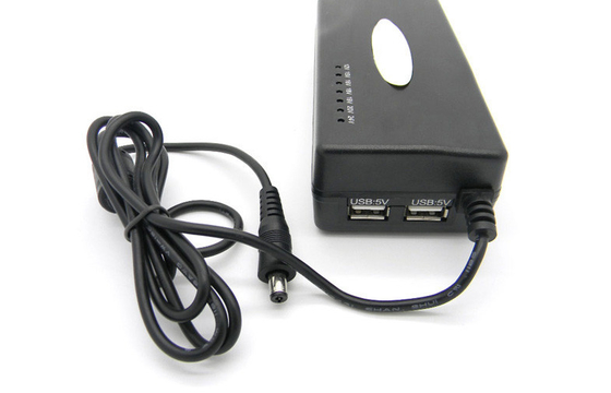 Değiştirilebilir 24Vdc AC&#39;den DC&#39;ye Güç Adaptörü Çiftli USB 90W LED ışıklarla
