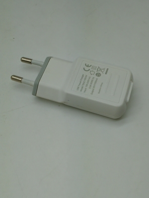 AC100 - 240V Taşınabilir Evrensel Usb Şarj Cihazı Yüksek Verimli CCC Tak