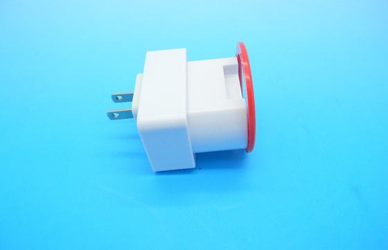 FCC Bölüm 15 Sınıf B Evrensel USB Seyahat Şarj Aleti Akıllı Telefonlar için 5V 10W CE