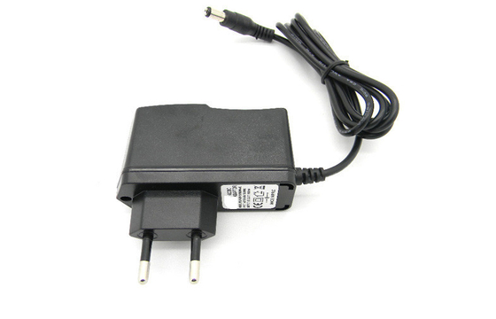 SATA için DC Güç Adaptörü Duvar Askısına AC 10Watt Anahtarlama