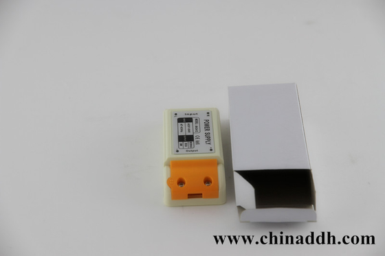 Pfc&gt; 0.95 ile Plastik Kasa 24W Triac Dim edilebilir LED Driver