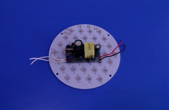 Yüksek Verimli 24w Sokak Lambası Ledli Sürücü 700ma Sabit Akım Ac110v / 220v