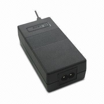 30 Watt Masaüstü Anahtarlama Güç Kaynağı, Yeşil Güç Adaptörü OEM ODM