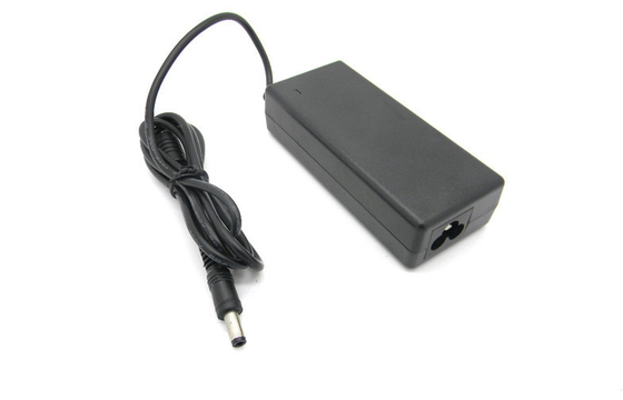 24V 3A Masaüstü Anahtarlama Güç Adaptörü Elektronik / Yazıcı Makinesi Şarj Cihazı için