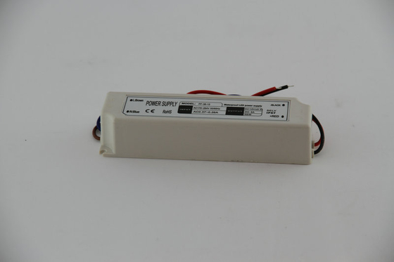 Otomatik Tekrar Edilebilir Tek Çıkışlı LCD Ekran Sabit Voltajlı LED Sürücüsü 36W 3A