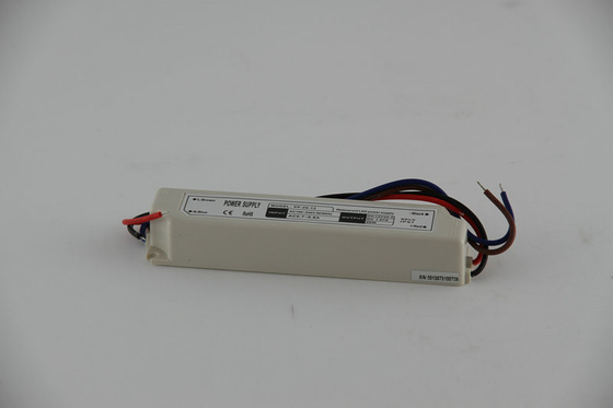 Evrensel AC ile Yüksek Parlaklıkta 12V 20W Sabit Voltajlı LED Sürücü Su Geçirmez