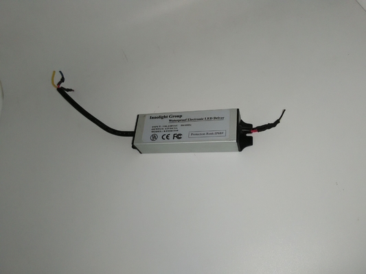 Su geçirmez LED sürücü güç kaynağı 12V 3A Constact voltaj LED sürücü