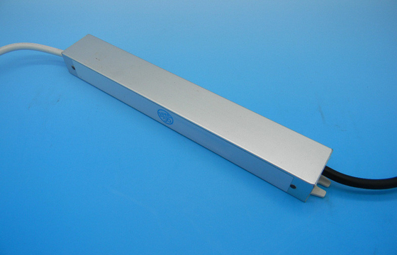 LED Su geçirmez güç kaynağı AC DC 12W 12V 1 Adaptör Adaptörü, Aşırı Gerilim