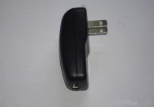 USB şarj cihazı adaptörü 50 / 60HZ Elektronik Bağlantı Eklentisi DC USB şarj cihazı adaptörü